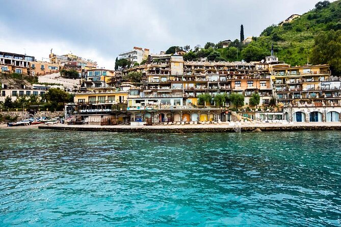 Full Day on board with lunch in luxury private tour - Value and price: is $1,081.43 per person worth it?