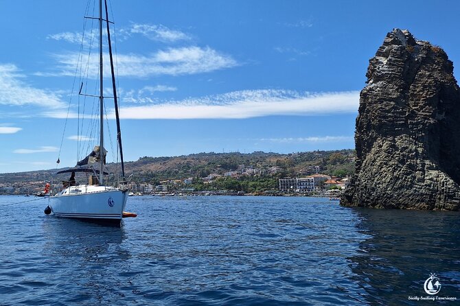 Full Day Sailing Tour Catania-Acitrezza - Meeting at Caffè del Porto: the start that matters
