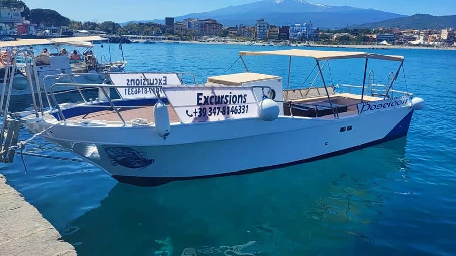 Giardini Naxos: Dolphin Searching Sunset Boat Tour - Grotta dell’amore and the Blue Grotto: what the guided cave stops really feel like