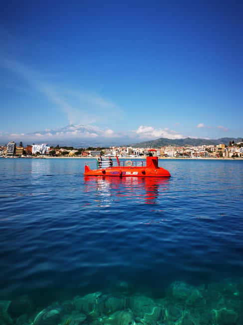 Giardini Naxos: Semi-Submarine Tour to Isola Bella - Getting In: Nemo Sub Taormina at Marina di schisó
