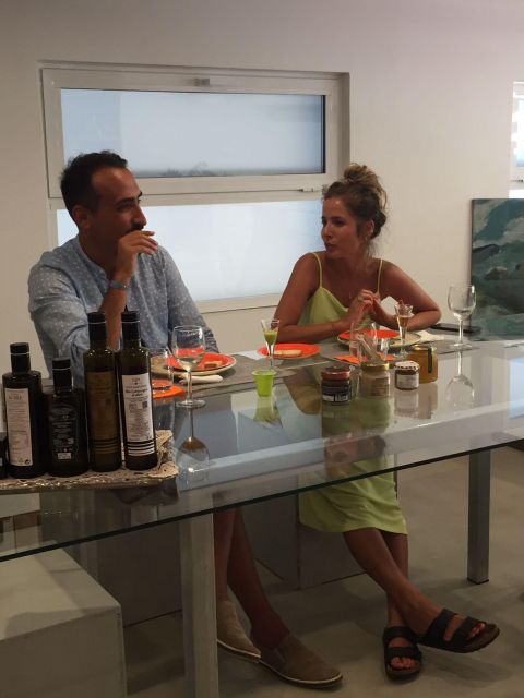 Giardini Naxos, Taormina: Etna Wine and Oil Tasting - Logistics in plain terms: duration, group size, and where to stand