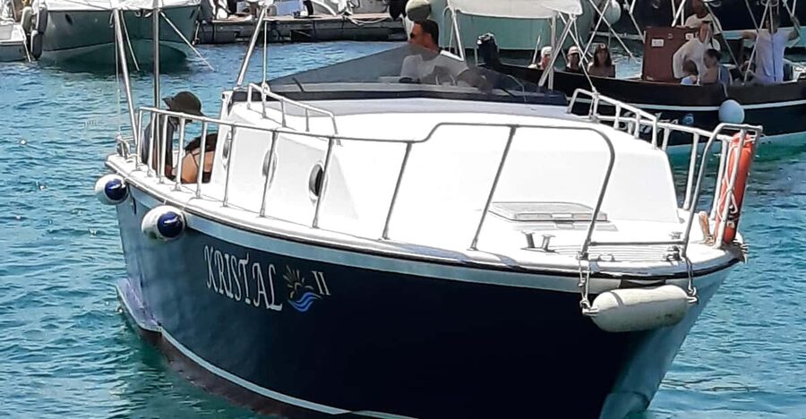 Giardini Naxos: Taormina & Isola Cruise Bella with Aperitif - From Giardini Naxos to Isola Bella: why this 2-hour cruise works