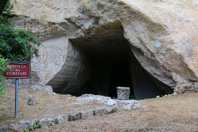 Group guided tour of the archaeological park of Neapolis - Stop 6: Latomia del Paradiso (Quarry Gardens + Panoramic Walk)