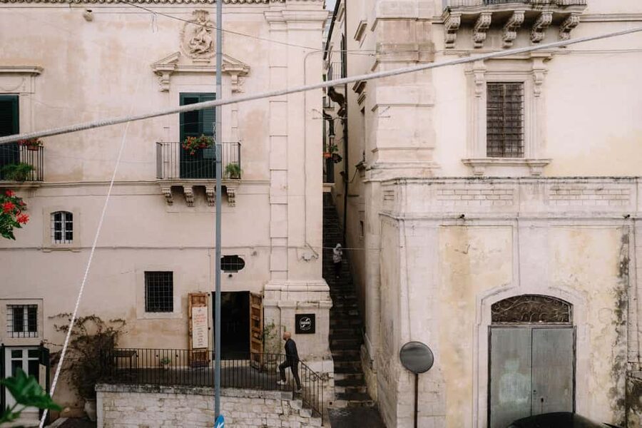 Guided tasting of the "Best Chocolate of Modica" - The Aging Cellar: The Main Character of the Tour