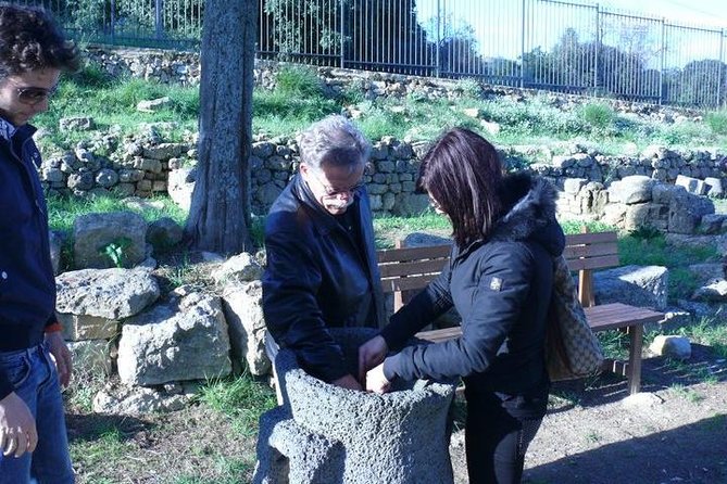 Guided Tour in Morgantina. Visit Morgantina. - Where you meet in Aidone (94010) and how the timing works