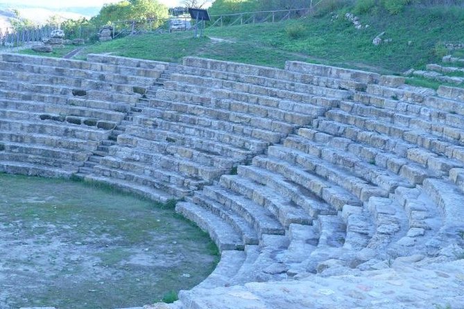 Guided Tour in Morgantina. Visit Morgantina. - Group size and the private-tour feel (up to 15)