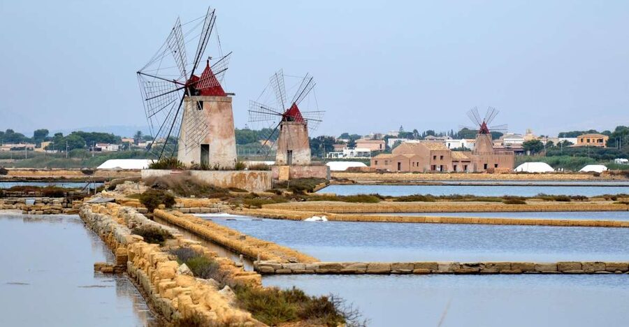 Guided tour of the Marsala Salt Pans and salt harvesting - Marsala Salt Pans: Why This One-Hour Stop Feels Different