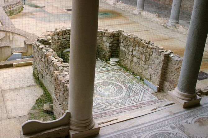 Guided tour of Villa Romana del Casale with skip the line - Villa Romana del Casale is Sicily’s mosaic masterclass