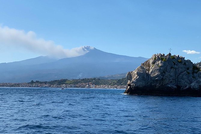 Half day with lunch in luxury private tour - Getting started in Giardini Naxos (the 10:30 am rhythm)