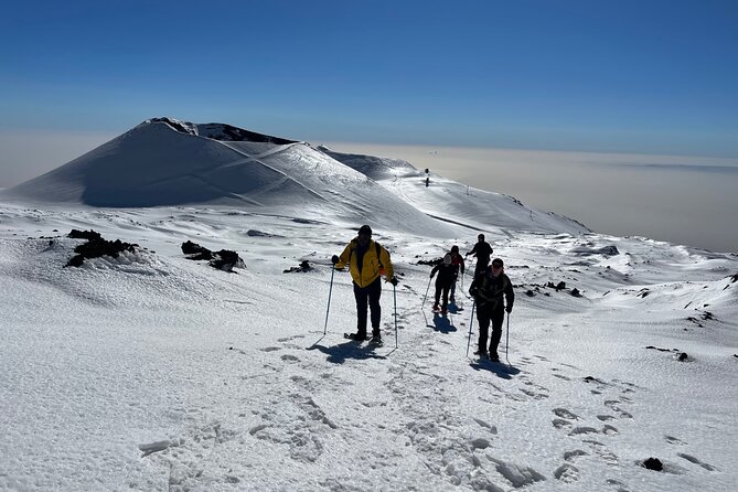 Hike near the summit craters up to the maximum safe altitude currently foreseen - Up to the South-East Crater Views: What You See at 3,000 m