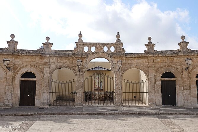 Il Commissario Montalbano - What the guide adds: linking streets to books and TV