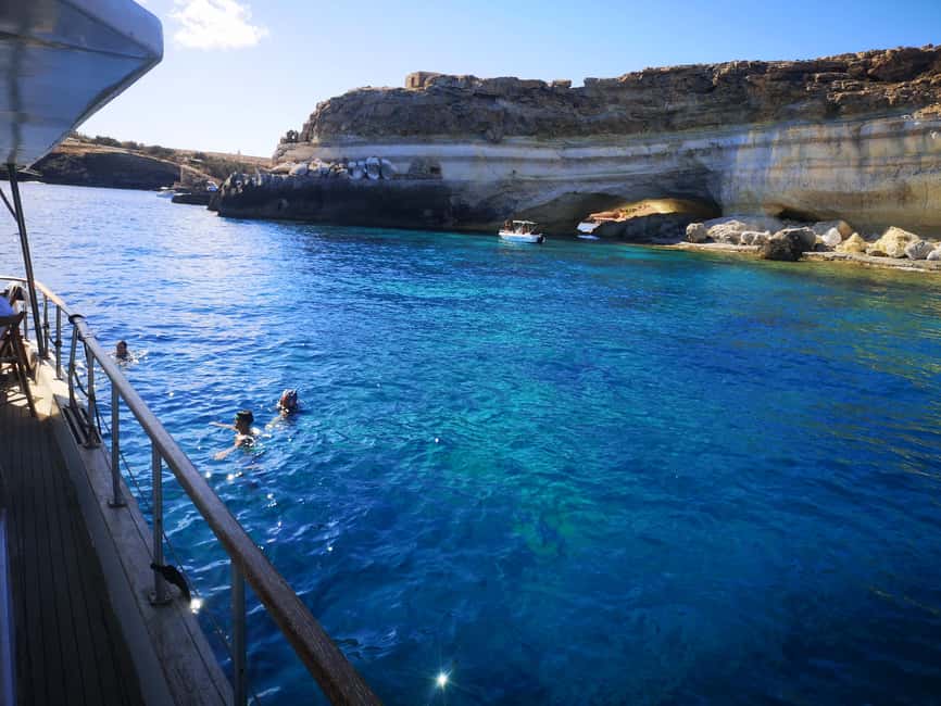 Lampedusa: Yacht excursion, swimming stops and typical lunch - What snorkeling gear you’ll need (and what you can skip)