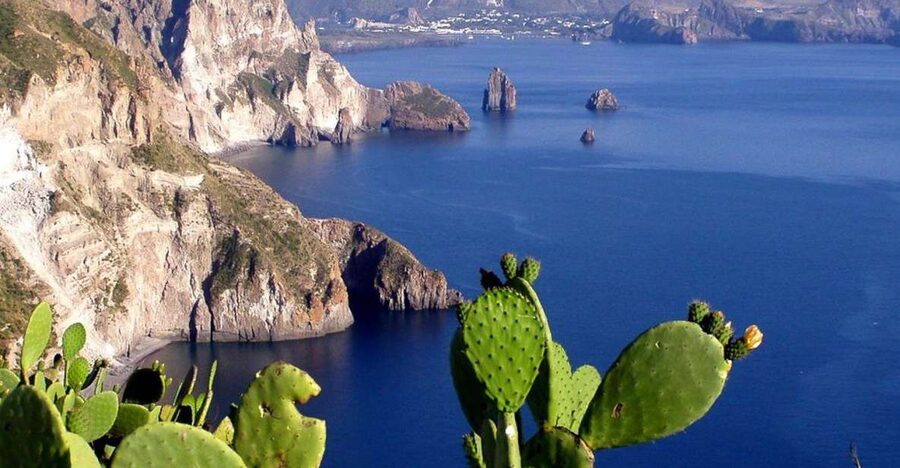 Lipari: Boat Tour of Vulcano Island with Disembarkation Stop - Who This Tour Fits Best (and Who Might Be Frustrated)