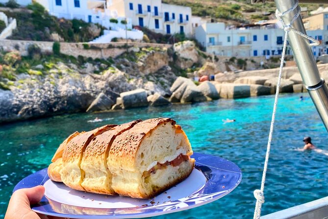 Luxury Tour Aegadian Islands: Favignana Levanzo with Lunch from Trapani - From Trapani: a smooth start on a comfortable boat