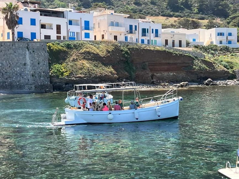 Marettimo: Island Speedboat Tour with Cave Visits & Swimming - English and Italian guidance: how language affects your experience