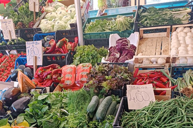 Market Tour with Cooking Class and Lunch with Negropolis View - Market tour in Ortigia: where shopping becomes part of the lesson
