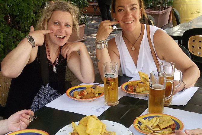 Markets and monuments: walking tour and street food in Palermo - Capo Street Market: the smells, the stalls, and why it’s the perfect opener