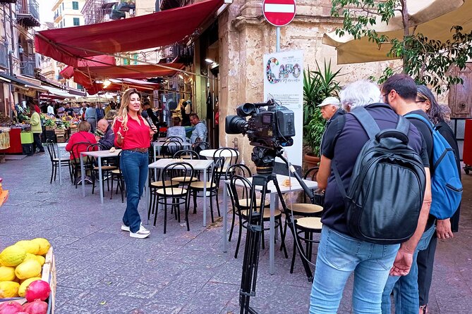 Markets and monuments: walking tour and street food in Palermo - Opera dei Pupi and the Cassaro: culture in the street, not just in buildings