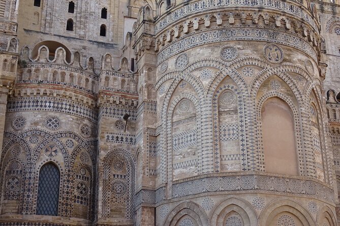 Markets and Monuments: Walking Tour in the Center of Palermo - San Cataldo: The Three Red Domes Stop You’ll Want to Photograph