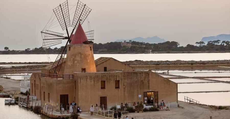 Marsala: Guided Salt Pans Walk Tour with Windmill Visit - Inside the 16th-century windmill: how the movie sets you up