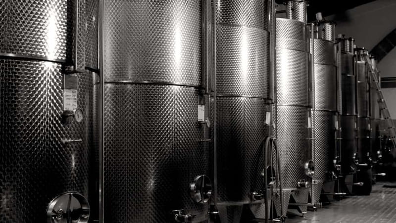 Marsala: Historic winery tour with wine tasting - Tasting Room: White, Red, Sweet, and Marsala Plus Sicilian Bites