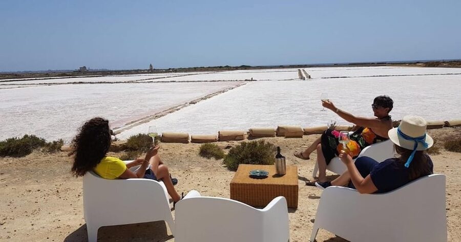 Marsala Wellness on the Isola Lunga Salt Pans with Aperitif - The wellness salt program inside the pink tanks: what actually happens