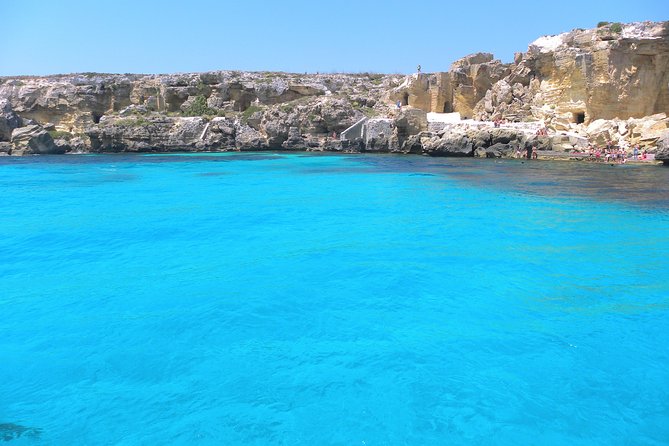 Mini Cruise to Favignana and Levanzo with lunch on board - Onboard Lunch With Wine: What You’ll Actually Be Eating