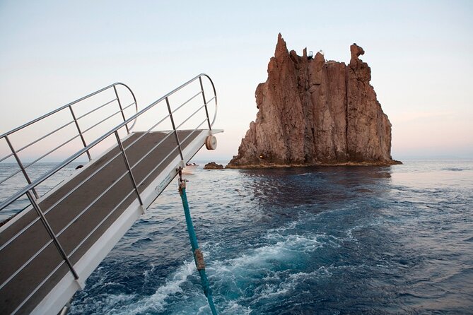 Mini Cruise to Panarea and Stromboli from Milazzo port - Comfort on board: seats, restrooms, and motion control