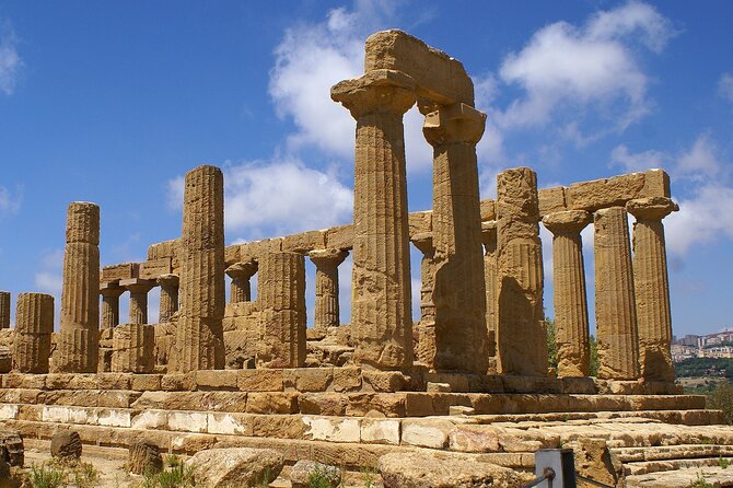 Minivan/Car Tour from Syracuse to Agrigento and Scala dei Turchi - Driver vs. guide: what you should expect on communication and timing