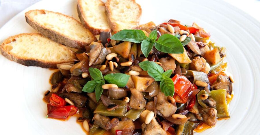 Modica: Dining Experience at a Local's Home - Entering Salvina’s Home: The Real Start of the Experience