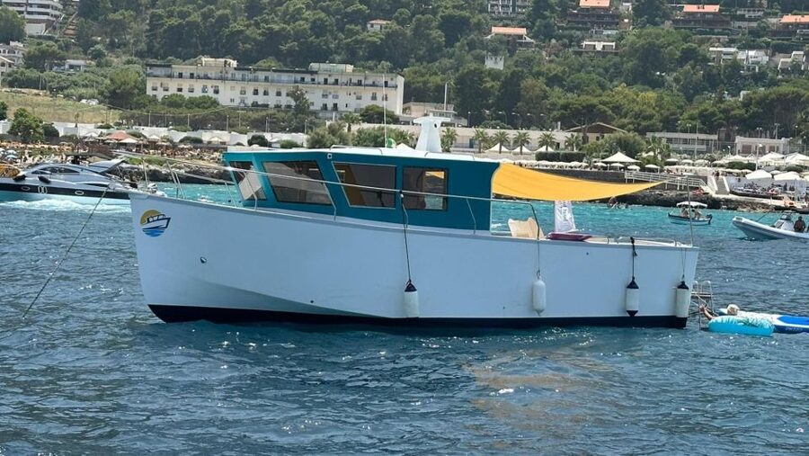 Mondello: 4-Hour Coastal Boat Tour with Aperitif & Swimming - Why Mondello is the perfect base for a 4-hour sea day