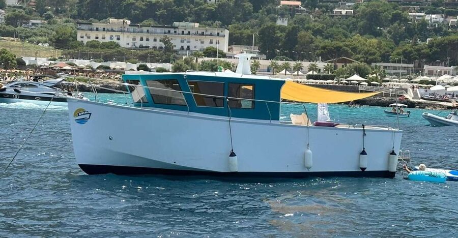 Mondello: 4-Hour Coastal Boat Tour with Aperitif & Swimming - Getting oriented at the Main Pier in Mondello