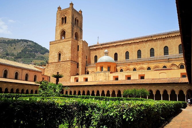 Monreale And Cefalù Half Day Excursion - Cefalù Duomo (UNESCO Arabo-Normanno): The First “Wow” Moment