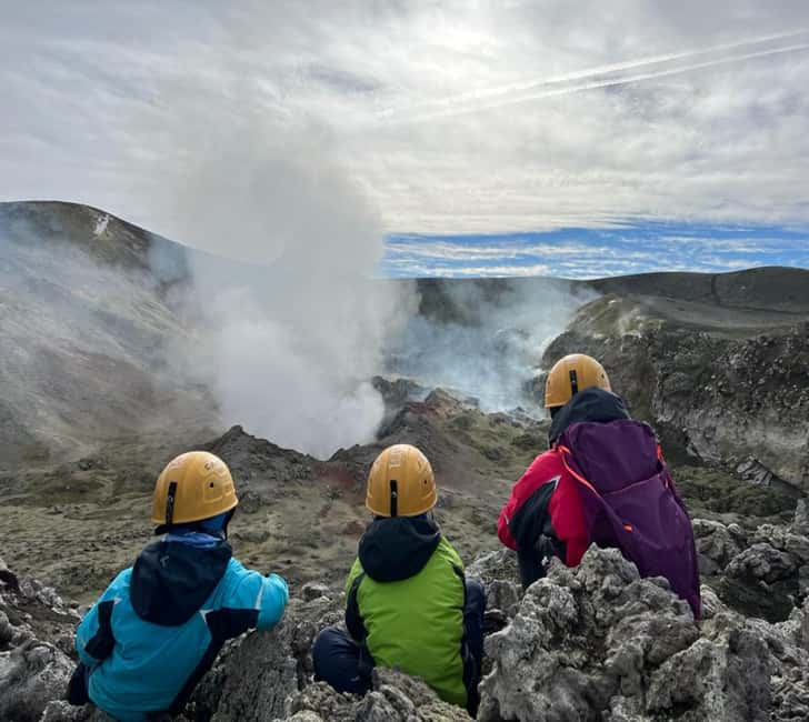 Mount Etna: Hike to the top 3350mt from the North Side - Stepping around the Northeast and Southeast craters