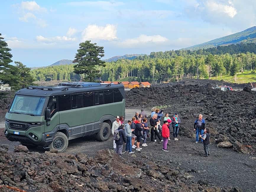 Mount Etna: North Upper Craters Guided Tour by 4x4 with Trek - Getting to Piano Provenzana and settling into the 4x4
