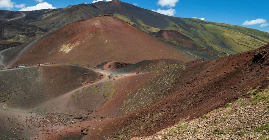 Mount Etna Tour to 1900m from Taormina - Getting to Rifugio Sapienza: the transfer + the on-the-way education