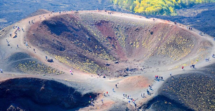 Mt. Etna Private Tour with Food and Wine Tasting - A private Mt. Etna day that starts with Taormina pickup