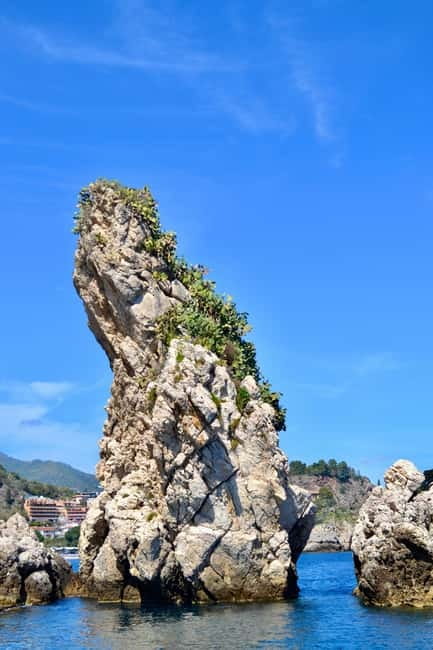 Naxos: Taormina Boat Tour with Snorkeling and Prosecco - Grotta dell’Amore: Fast Photo Stops, Big Visual Impact