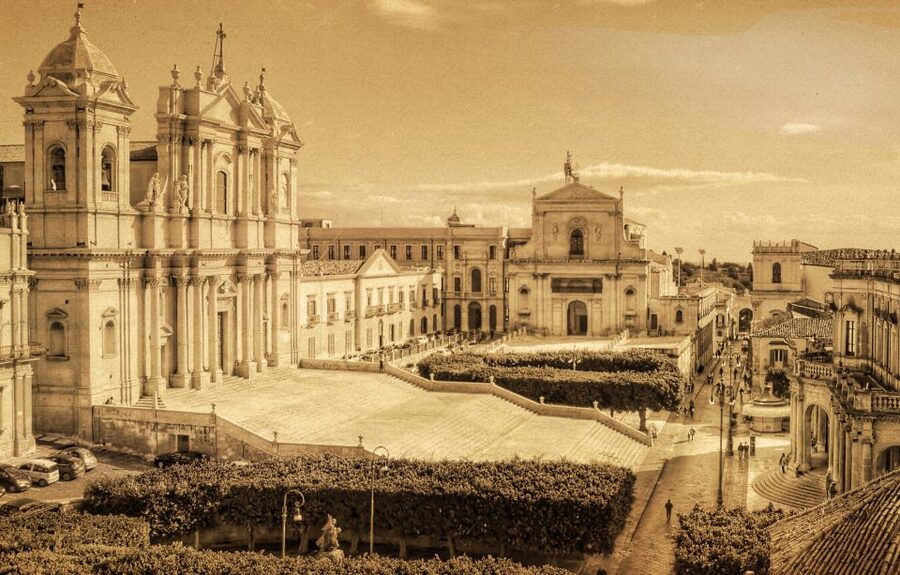 Noto, Modica and Ragusa: The Baroque Tour from Catania - Noto’s Garden-of-Stone Baroque: After 1693, Rebuilt on Meti Hill