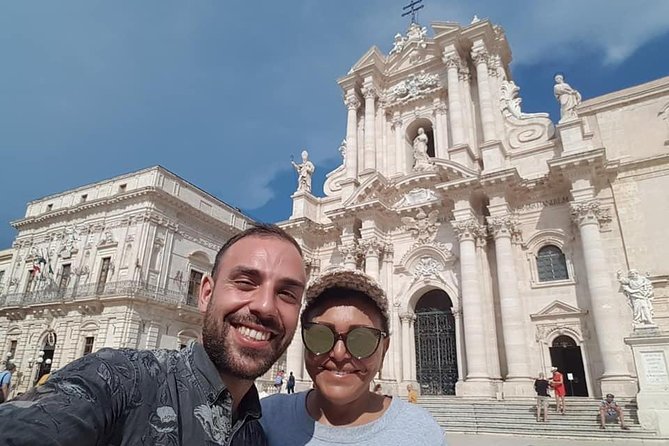 Noto, Siracusa and Ortigia (private driver with Luxury mercedes) - Piazza del Duomo and Fonte Aretusa: A Fast Timeline of Syracuse