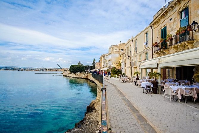 Noto, Siracusa and Ortigia (private driver with Luxury mercedes) - Noto in One Hour: Baroque Palaces and Churches Like a Stage Set