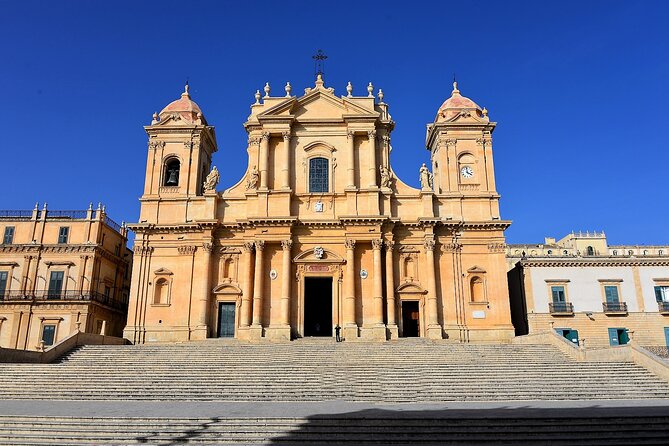 Noto Walking Tour - Stop-by-Stop: From Porta Reale to the City Hall