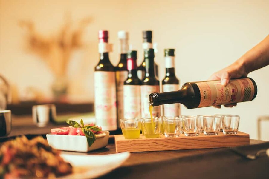 Olive oil tasting in Syracuse, Sicily - Evoo Tour - Who this tour is perfect for (and who might want something else)