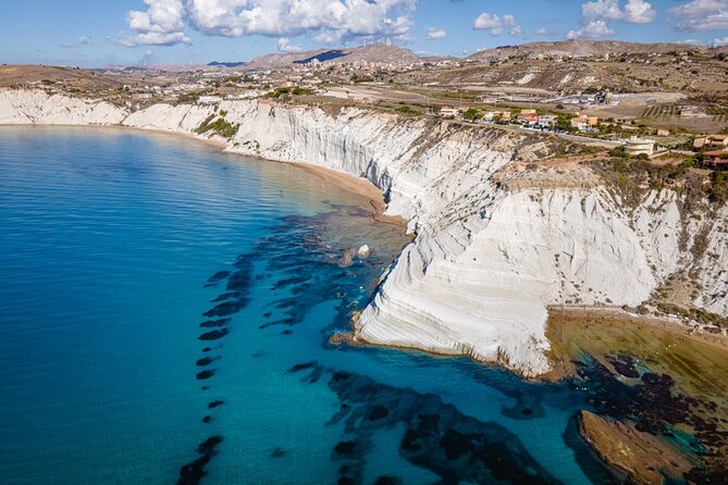One and a half hour boat excursion to Scala Dei Turchi - The 1.5-hour route: basins, Porto Empedocle, then out to Scala dei Turchi