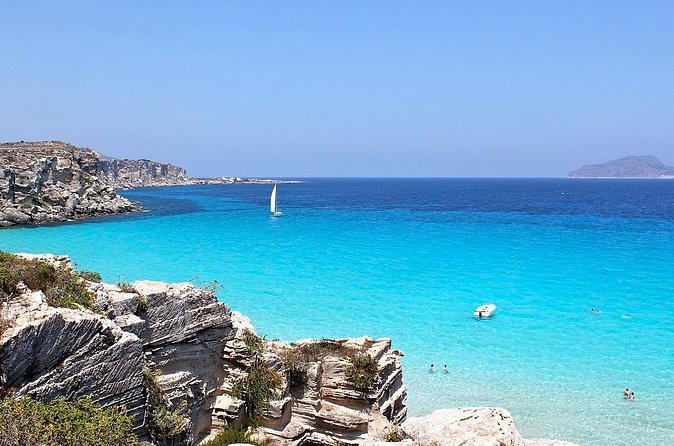 One Day Guided Boat Tour in Trapani with Snorkeling - The skipper factor: why Giuseppe’s style matters