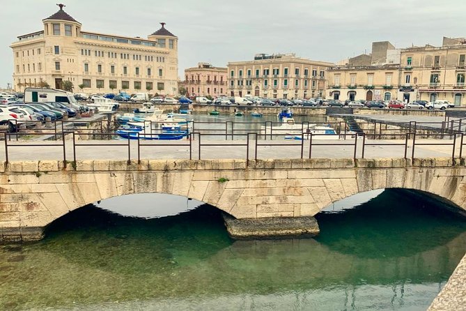 Ortygia (guided tour) - The Ortigia walk itself: historic center, sea breeze, evening lights