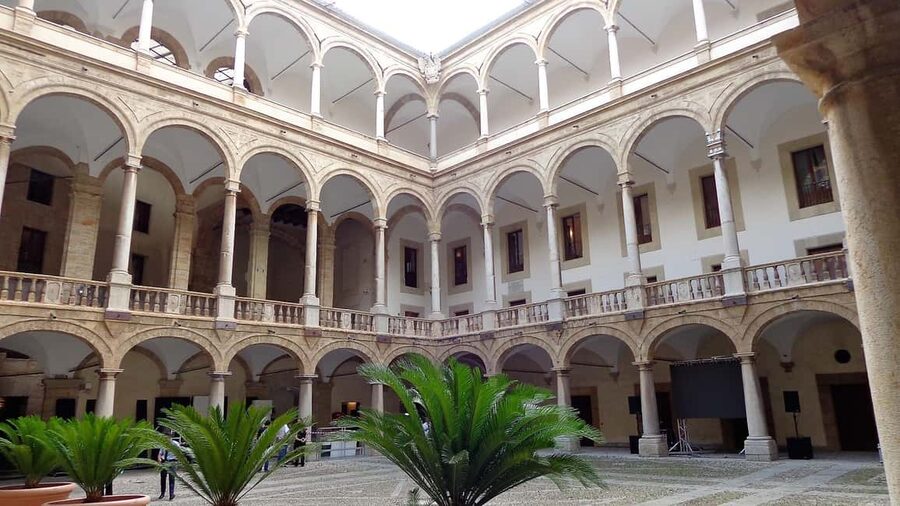 Palatine Chapel & Norman Palace Tour in Palermo with ticket - Entering Palermo’s Norman Power Zone: Palatine Chapel + Norman Palace