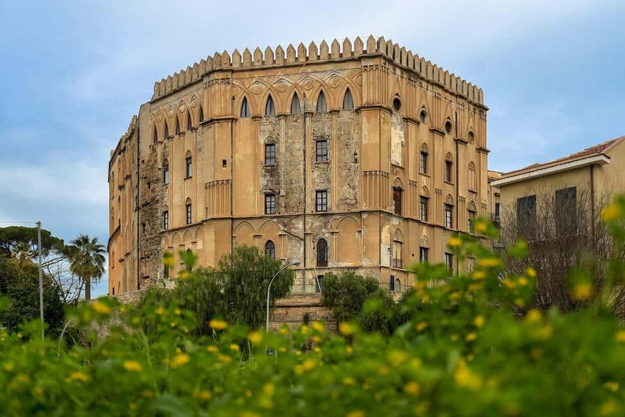 Palatine Chapel & Norman Palace Tour in Palermo with ticket - Inside the Palatine Chapel: where the mosaics do the talking