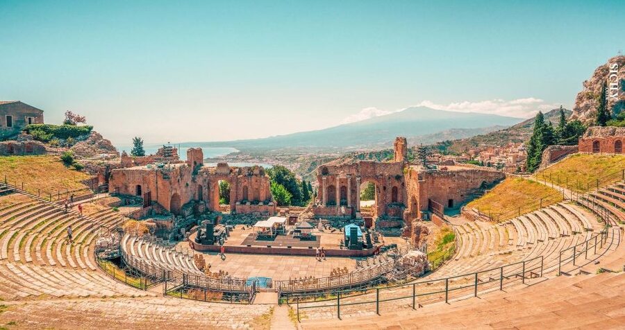 Palermo/Cefalù: Mount Etna and Taormina Day Trip - Taormina with 3 hours to wander: streets, granita, and the Greek theater area