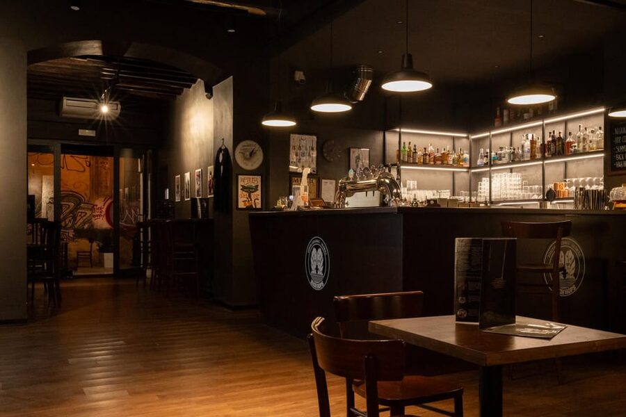 Palermo: Craft beer tasting with food samples at High Hops - Who this is for (and who should skip it)